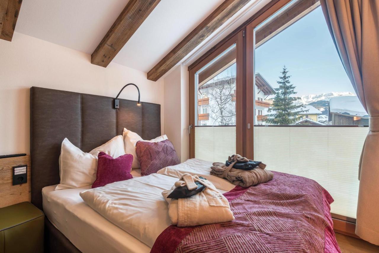 Villa Paruda Mountainchalet St. Ulrich in Gröden Exterior foto